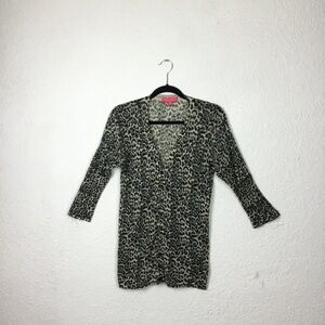 Charlotte Tarantola Anthropologie Women’s Cardigan Size S Animal Print Botton up